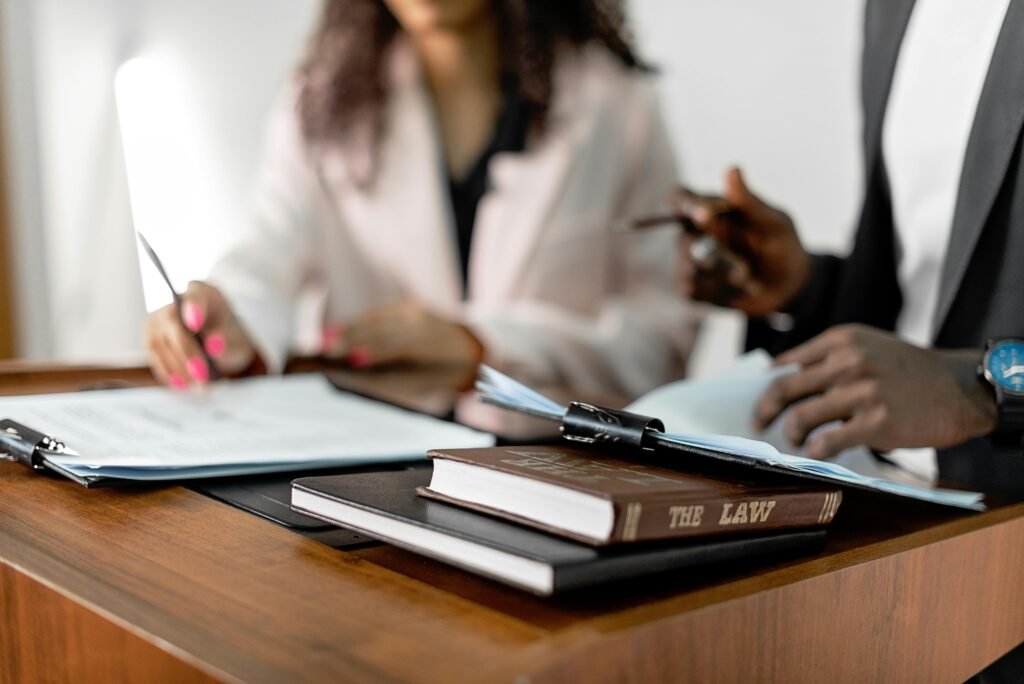 contract remedies UAE commercial contract drafting meeting